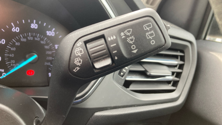 Ford Focus 1.0 EcoBoost 125 Titanium 5dr Petrol Hatchback